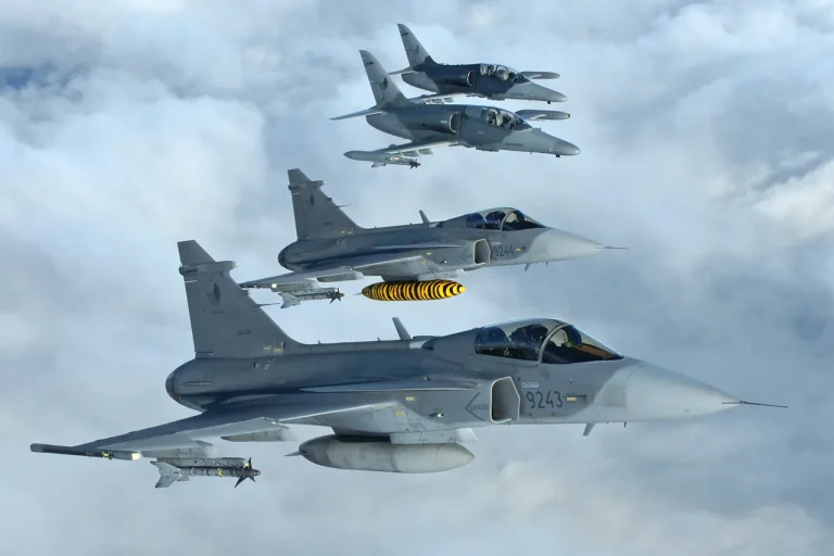 Ukrayna İsveç’ten 16 Gripen E İçin Kesin Sözleşme İmzaladı