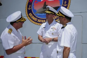 TCG Karadeniz Denize İndi: Türkiye’nin 6. MİLGEM Fırkateyni Sedef Tersanesi’nde