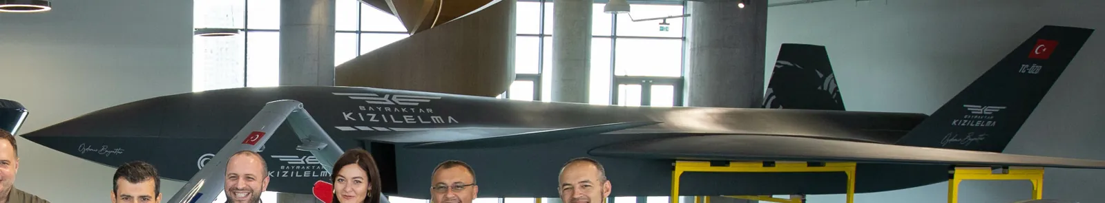 Bayraktar Kizilelma Fires Supersonic JET-230 Missile in First Live Test