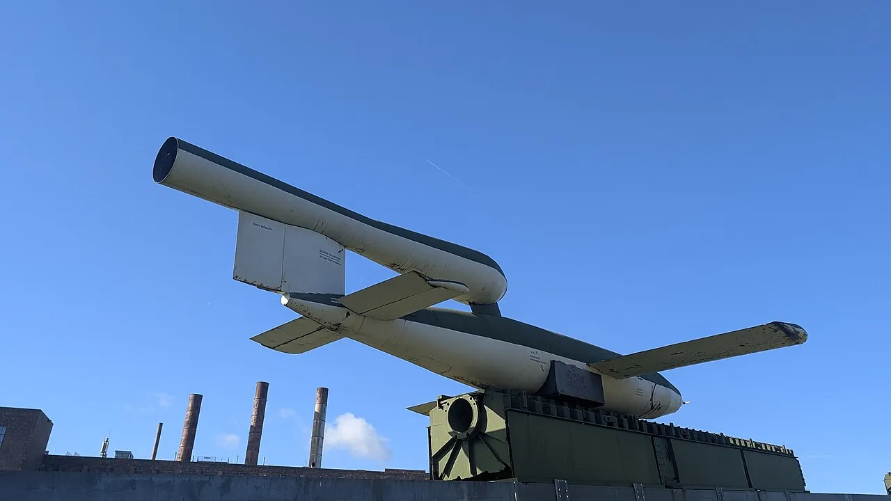 Misil V-1 aleman, antecesor historico del misil de crucero moderno