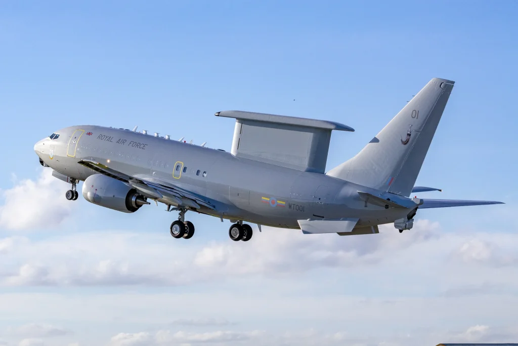 Boeing выполнил первый полёт второго E-7A Wedgetail для ВВС Великобритании 4 Boeing выполнил первый полёт второго E-7A Wedgetail для ВВС Великобритании