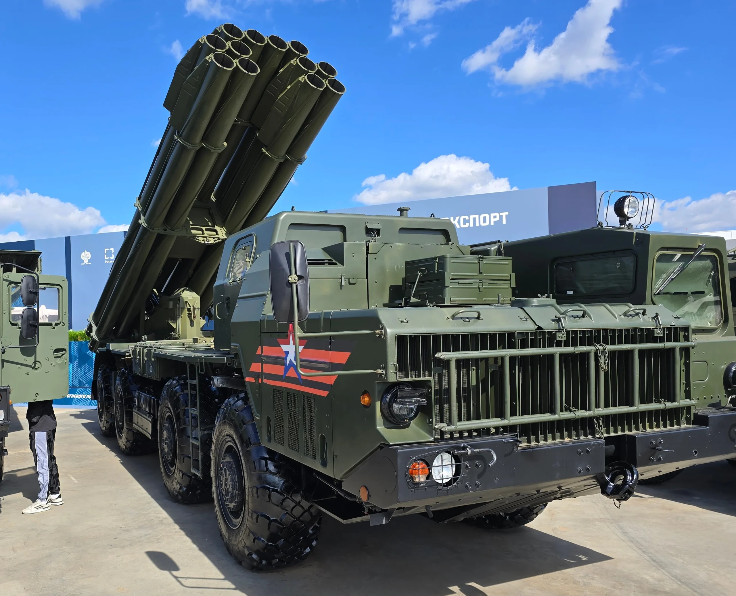 Украина впервые уничтожила новую российскую РСЗО «Сарма» 1 Украина впервые уничтожила новую российскую РСЗО «Сарма»