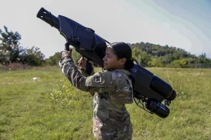 Sistemas Anti-Dron (Counter-UAV): que son, como funcionan y por que son la prioridad militar del momento