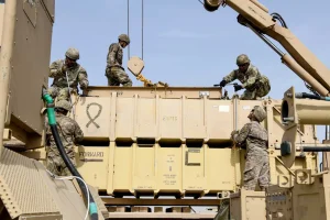 وكالة الناتو للتوريد تمنح رايثيون عقدا لتزويد بولندا بصواريخ باتريوت GEM-T
