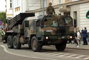 WR-40 Langusta Nedir? Polonya’nın 122 mm Çoklu Roket Atar Sistemi