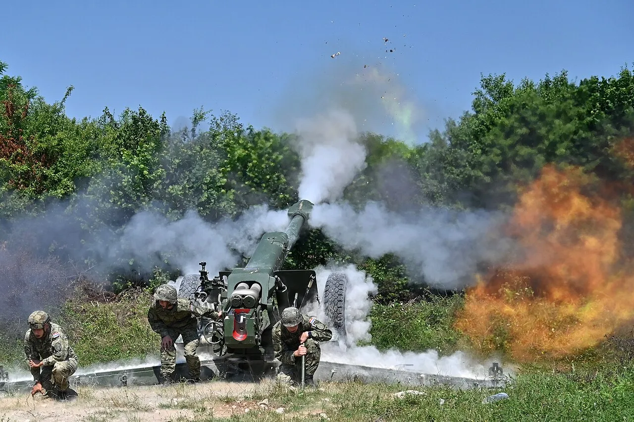 D-30 122mm obüs