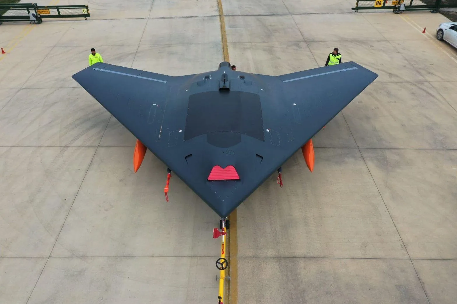 ANKA-3 vs X-47B: İki Uçan Kanat, İki Ayrı Soru