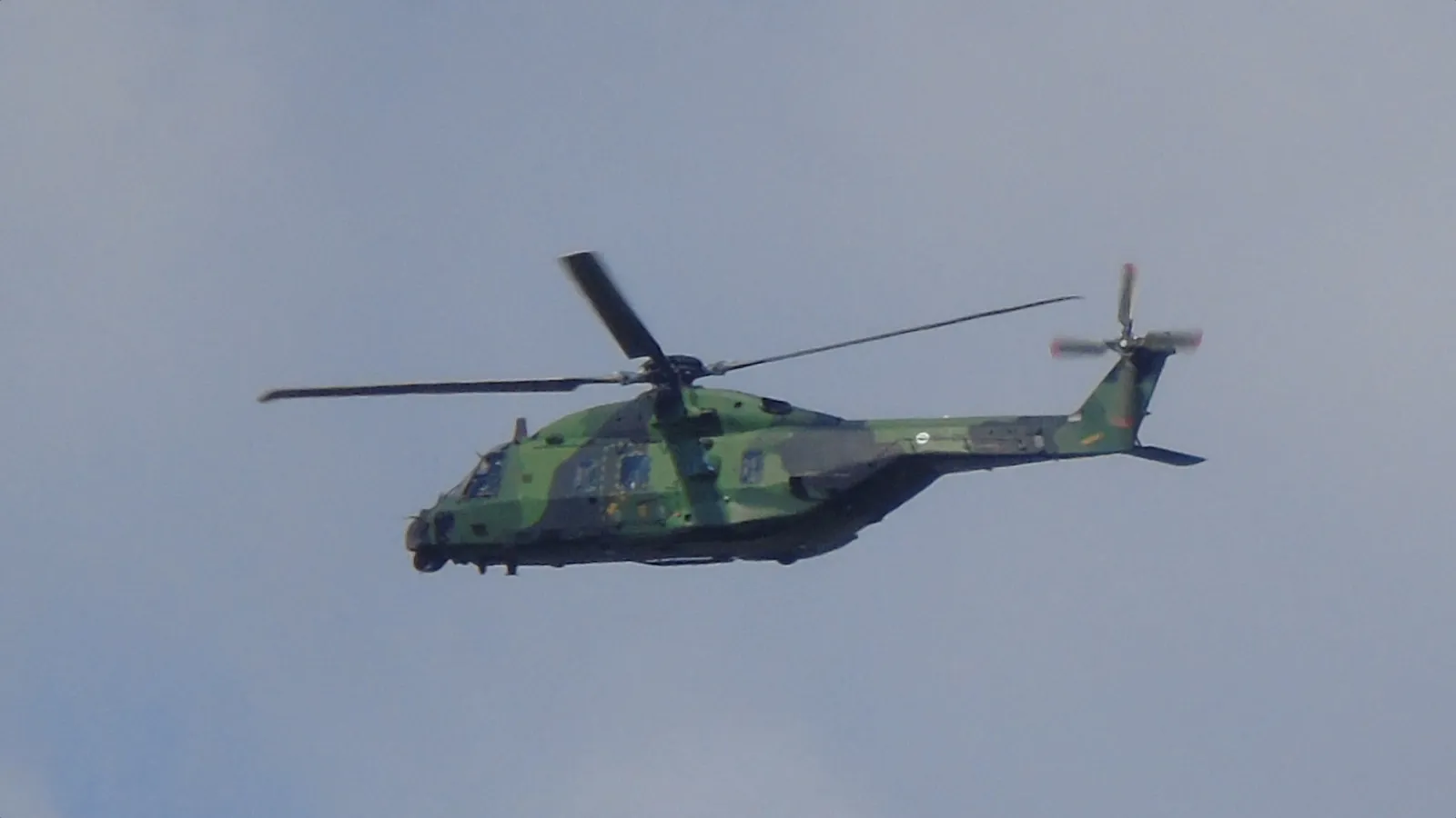 Франция получила первый вертолёт спецназа NH90 Standard 2 1 Франция получила первый вертолёт спецназа NH90 Standard 2
