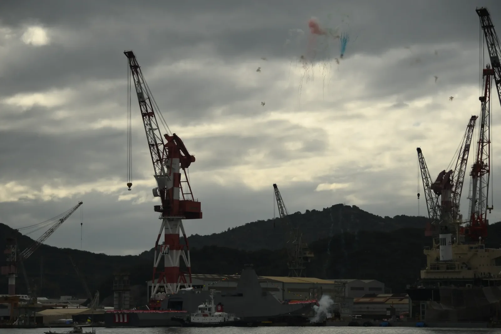 Польша спустила на воду первый фрегат типа Miecznik — ORP Wicher, вооружённый ракетами Naval Strike Missile