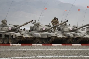 Tariel Otonbayev Kimdir? Kırgızistan Genelkurmay Başkanı