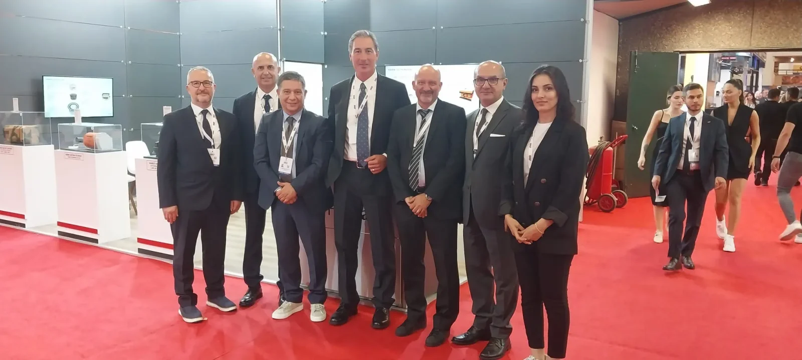 What Is MDH Makel? Profile of a Turkish CBRN Filter Maker 4 MDH Makel representatives at IDEF 2023