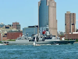 Какие отечественные системы установлены на TCG Oruçreis (F-245)?