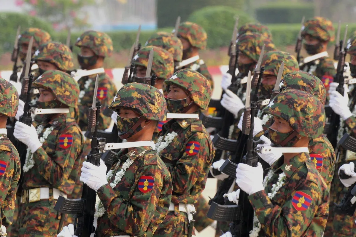 Myanmar ordusunun kara unsurları