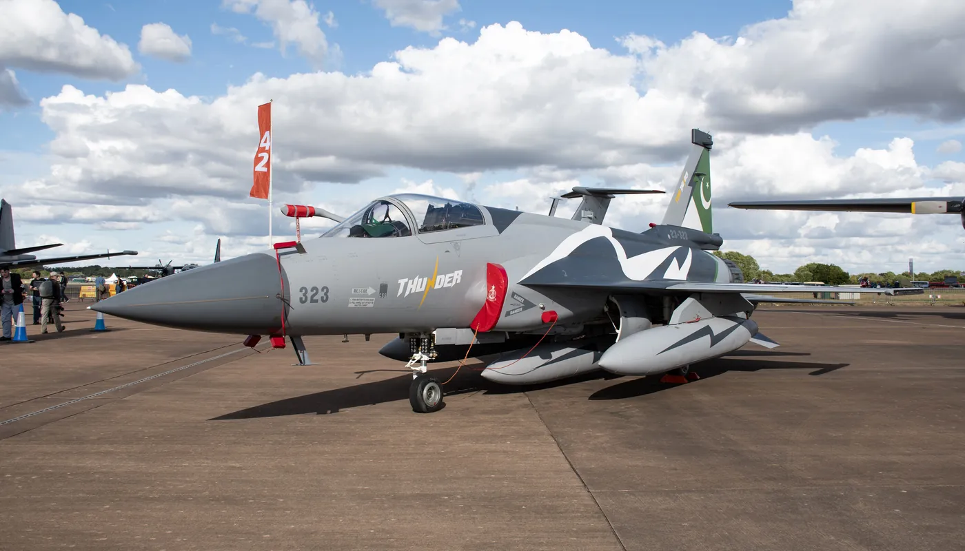 JF-17 Thunder باكستاني