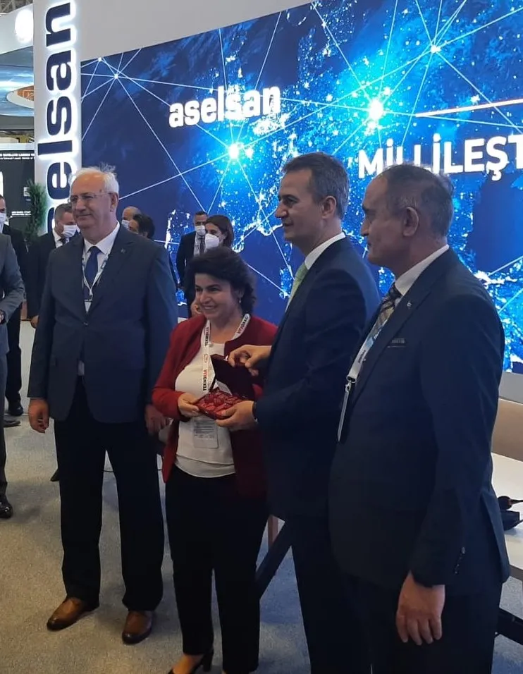 ASELSAN Çalışan Yan Hakları 2026: Yemek, Servis, Sağlık Sigortası ve Eğitim Desteği 1 ASELSAN Çalışan Yan Hakları 2026: Yemek, Servis, Sağlık Sigortası ve Eğitim Desteği