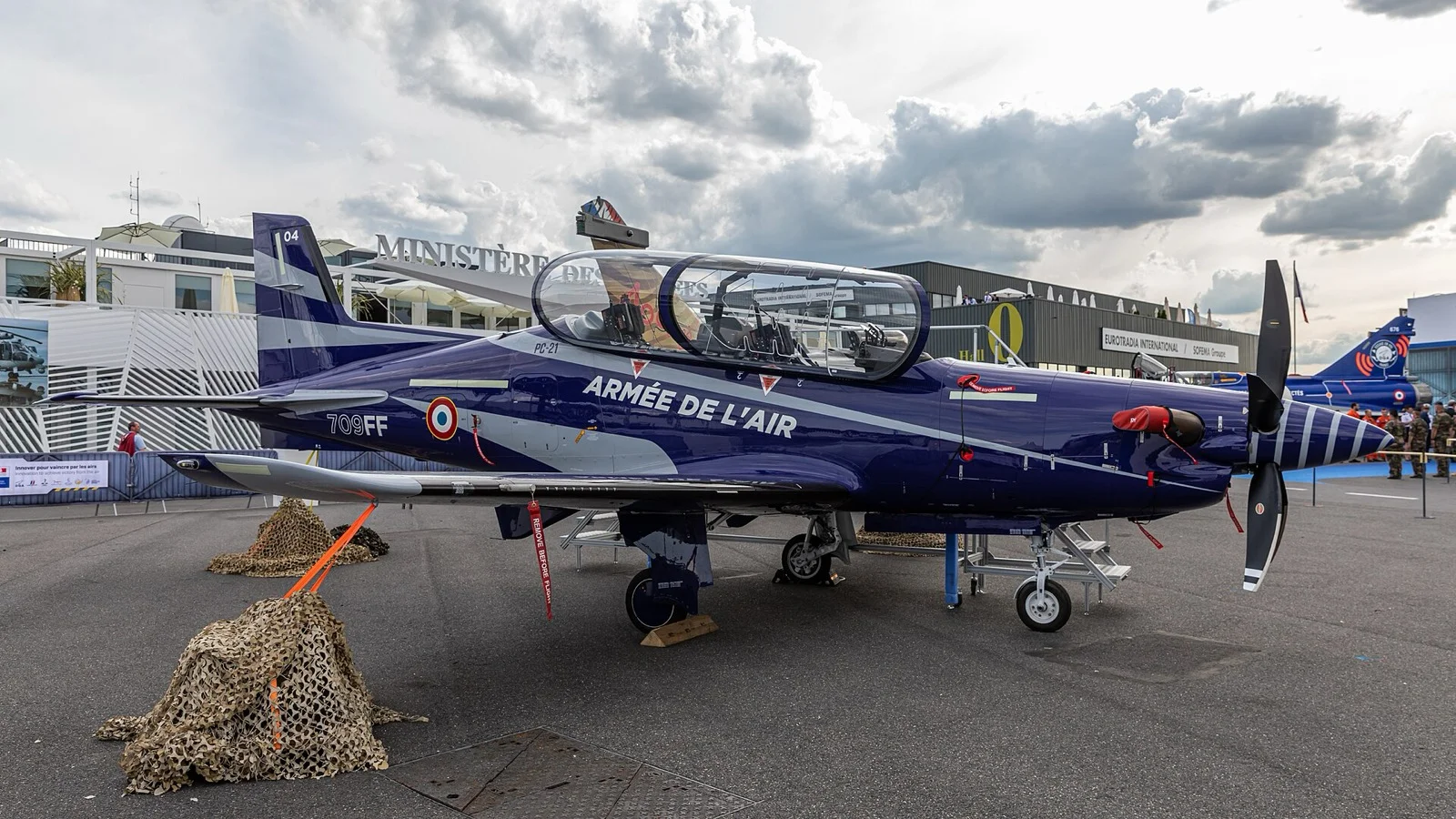 Pilatus PC-21 ileri turboprop eğitim uçağı