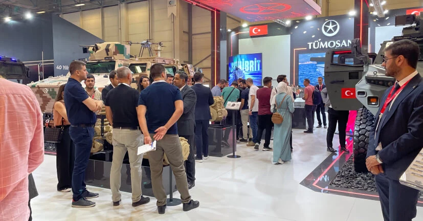 مركبات مدرعة في جناح TÜMOSAN بمعرض IDEF 2023