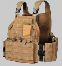 ما هي صفائح الفولاذ AR500-550-600؟ درع Yiltex Armor الثقيل 6 منظر خلفي لسترة حامل الصفائح نفسها، لوحة ظهرية وأشرطة قابلة للتعديل