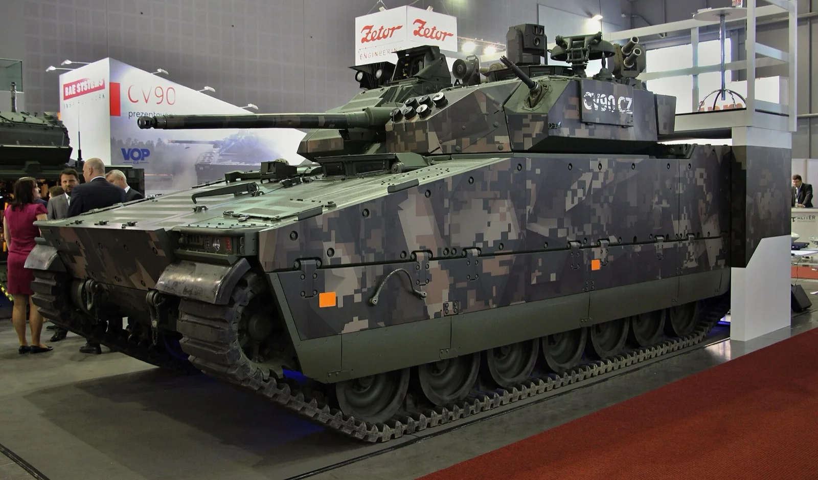 CV90 paletli zırhlı muharebe aracı