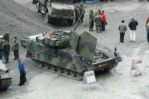 Avusturya İlk Modernize Leopard 2A4 ve Ulan’ını Teslim Aldı: 765 Milyon Euroluk Program Başladı