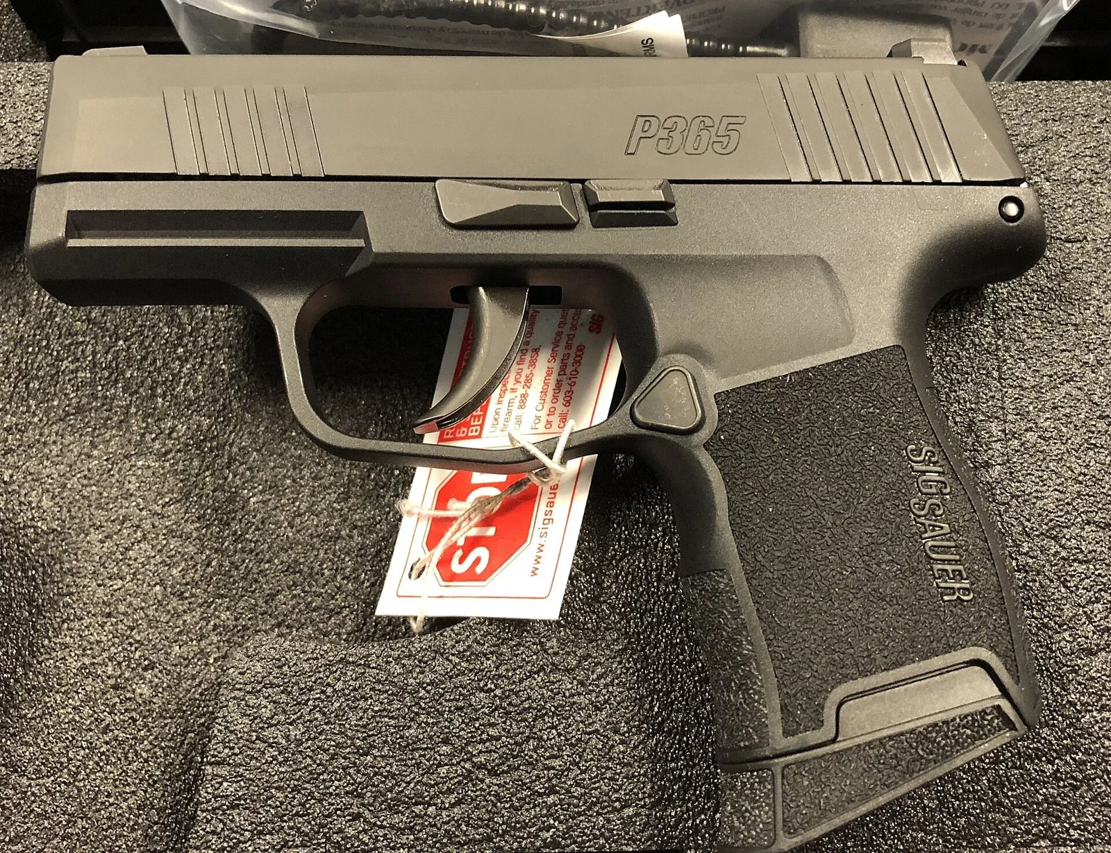 SIG Sauer P365 mikro-kompakt 9 mm tabanca