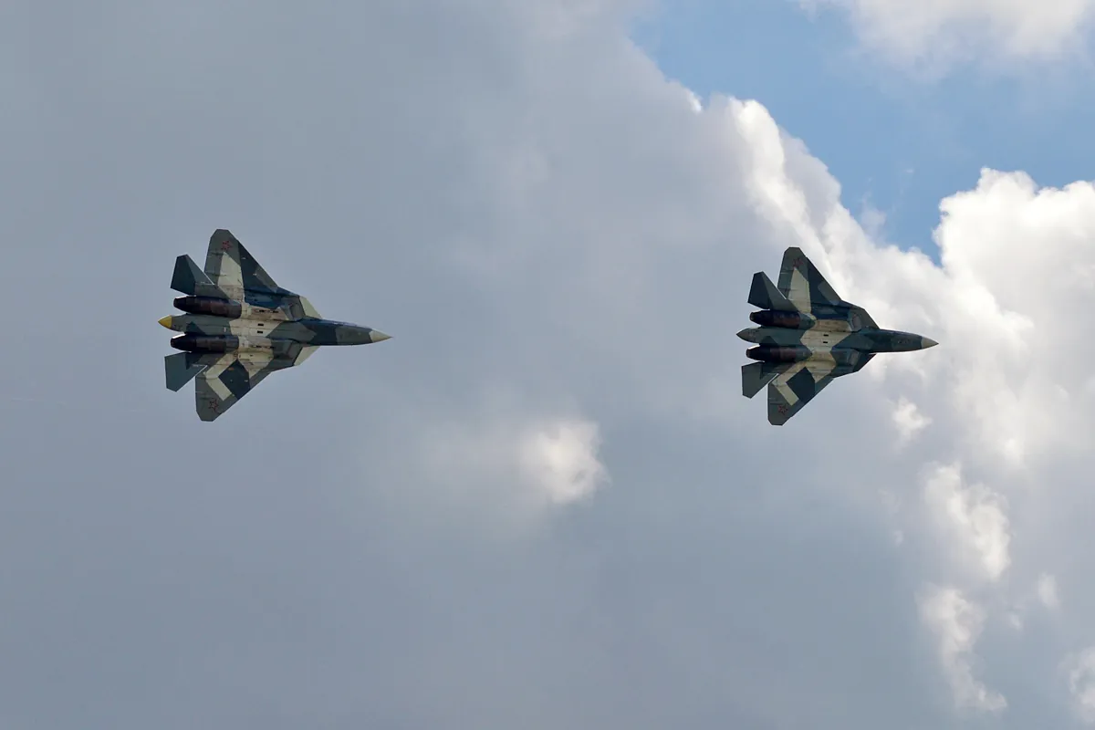 Истребители Су-57 Воздушно-космических сил России