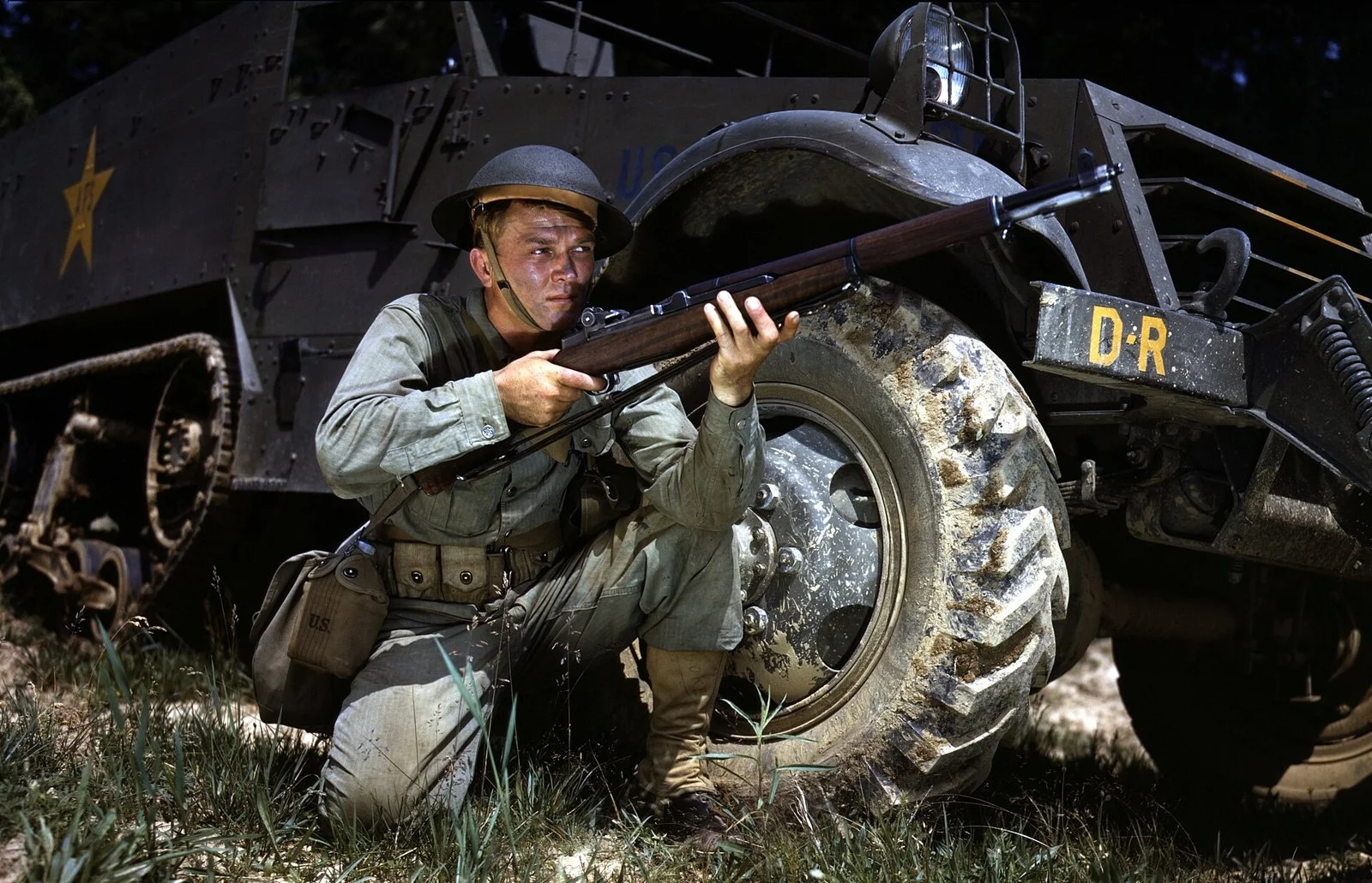 M1 Garand ile ABD piyadesi, 1942
