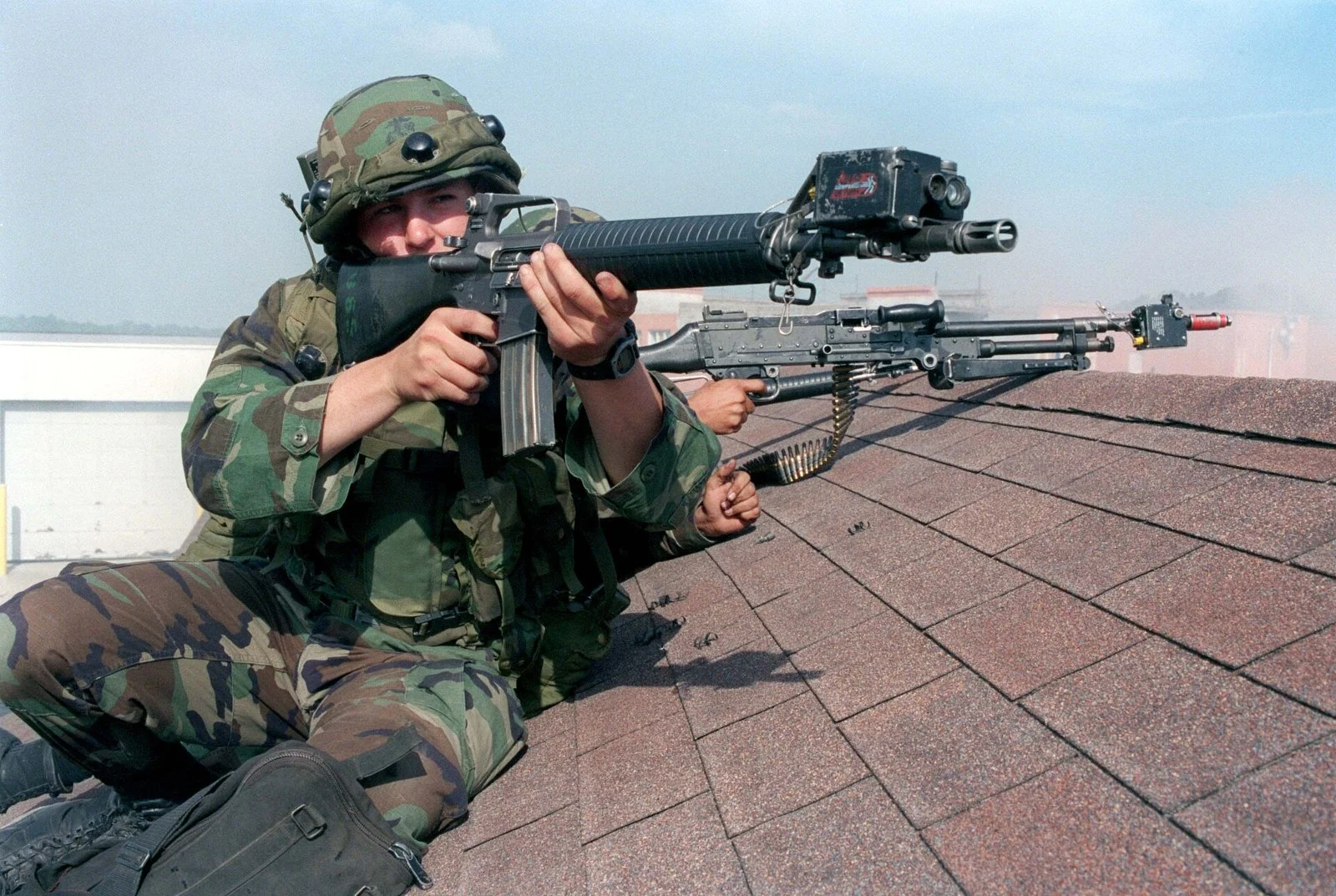 M16A2 tüfeğiyle ABD askeri