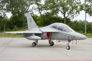 HÜRJET vs Leonardo M-346 Master: Advanced Jet Trainer Comparison