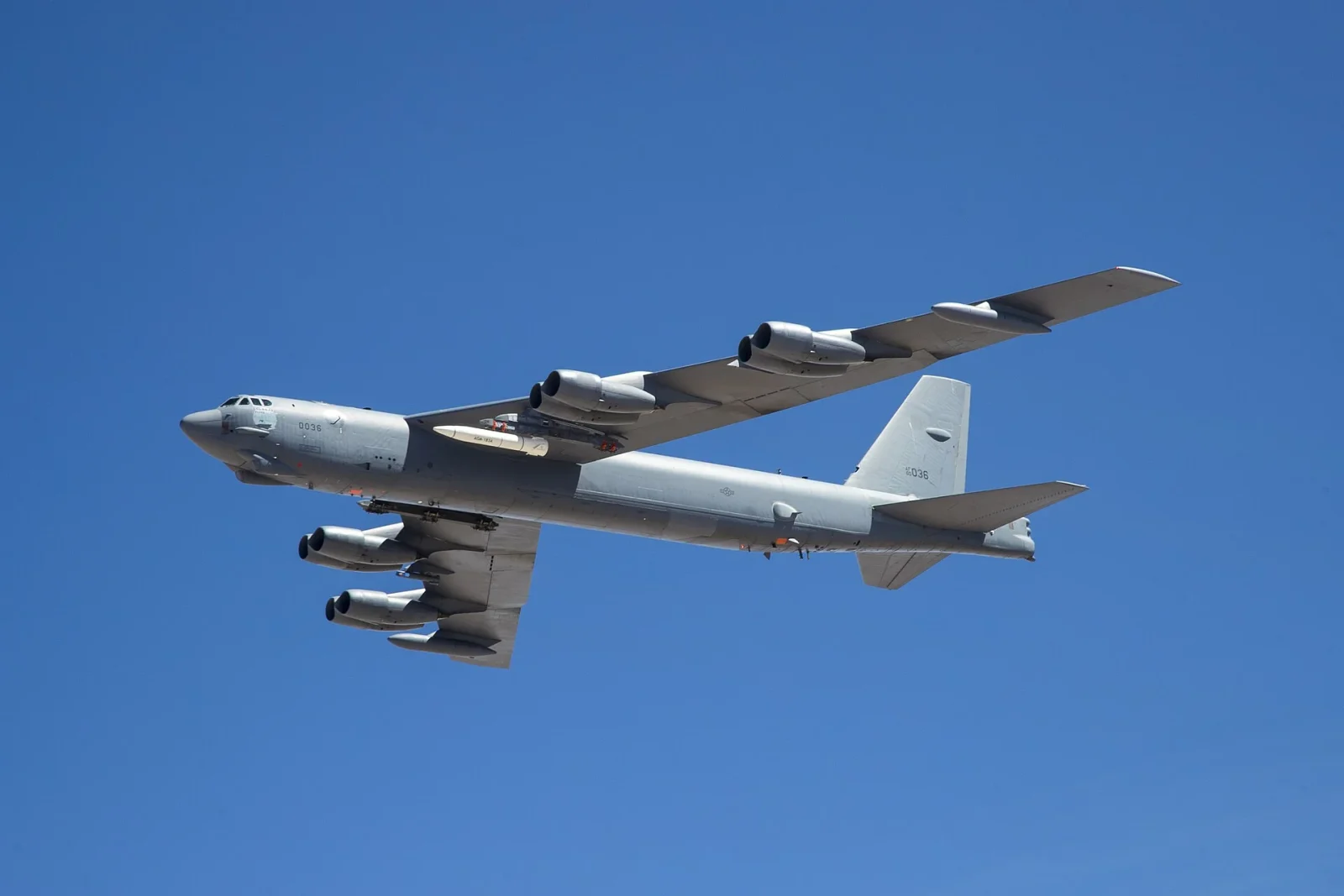 US Air Force Signs $694 Million Production Contract With Lockheed Martin for AGM-183A ARRW