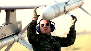 AIM-120 AMRAAM или Р-77-1: сравнение ракет класса «воздух-воздух»