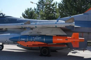 What Is the KGK-84? ASELSAN’s MK-84 Wing Kit and Its 100 km Range