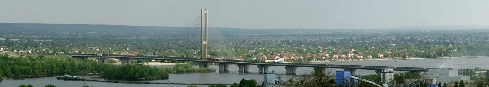 Kiev'e Geniş Çaplı Rus Saldırısı: Güney Köprüsü ve Ulaşım Altyapısı Vuruldu 2 Kiev’e Geniş Çaplı Rus Saldırısı: Güney Köprüsü ve Ulaşım Altyapısı Vuruldu